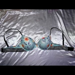 VS PINK Mesh-Lined Push Up Bra: Size 36C